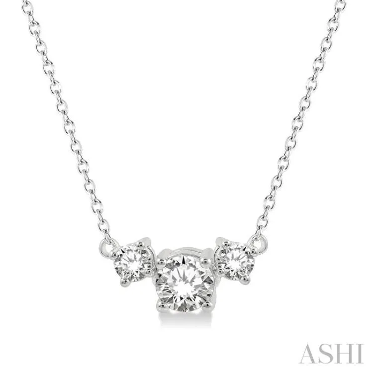 1/2 Ctw Three Stone Round Cut Diamond Necklace in 14K White Gold