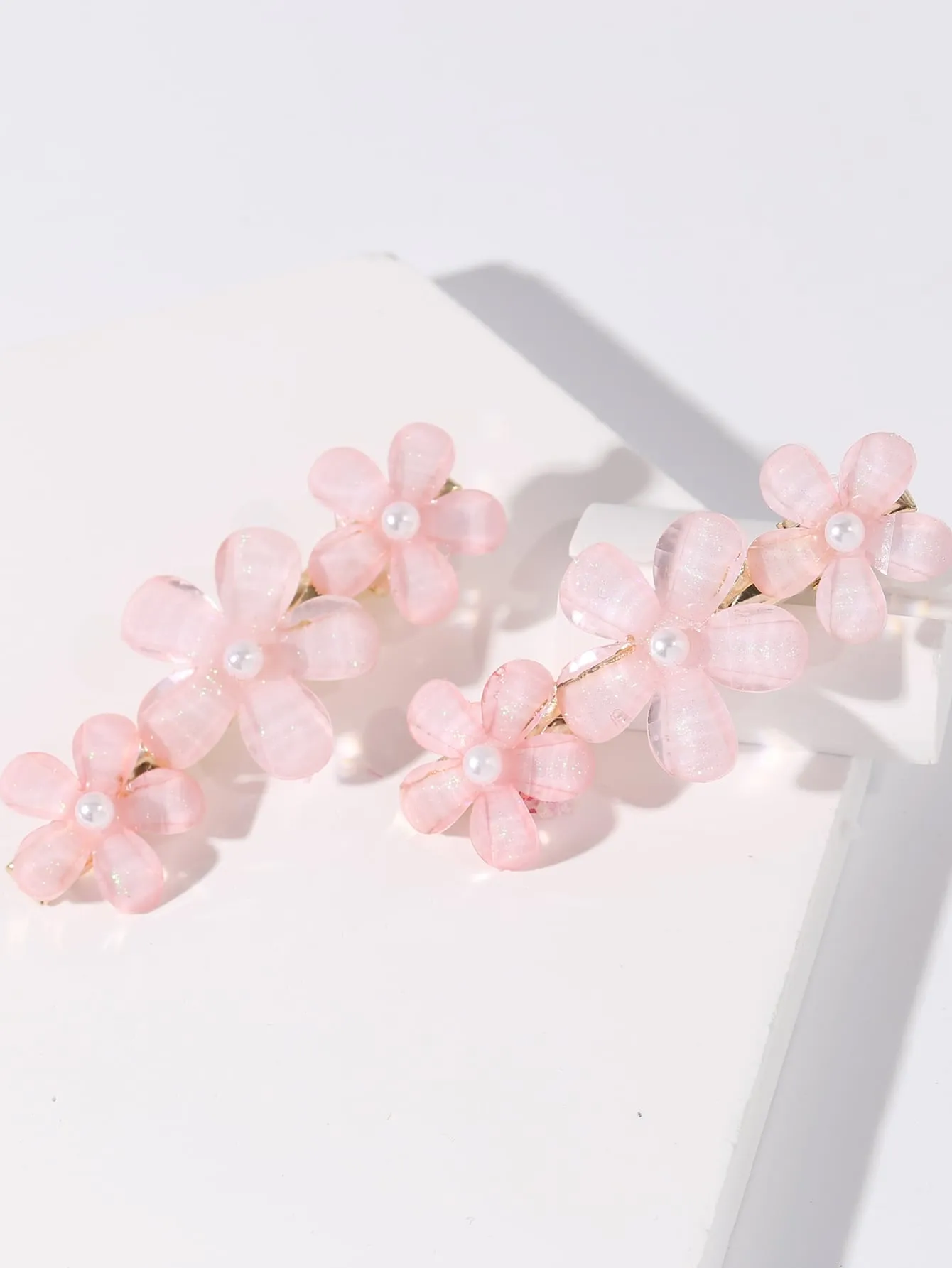 2pcs Faux Pearl & Flower Decor Alligator Light Pink Hair Clip for Women Barrette