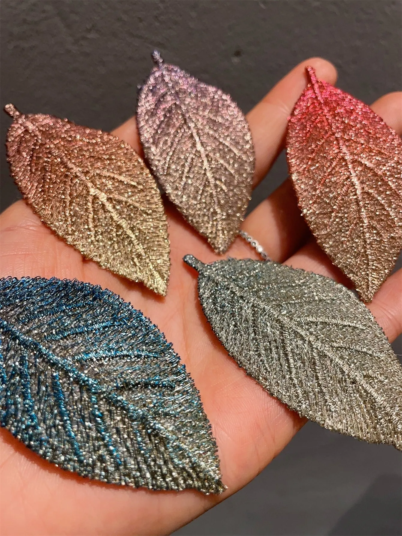 5pcs Glitter Ombre Leaf Decor Alligator Hair Clip for Women Barrette Styling