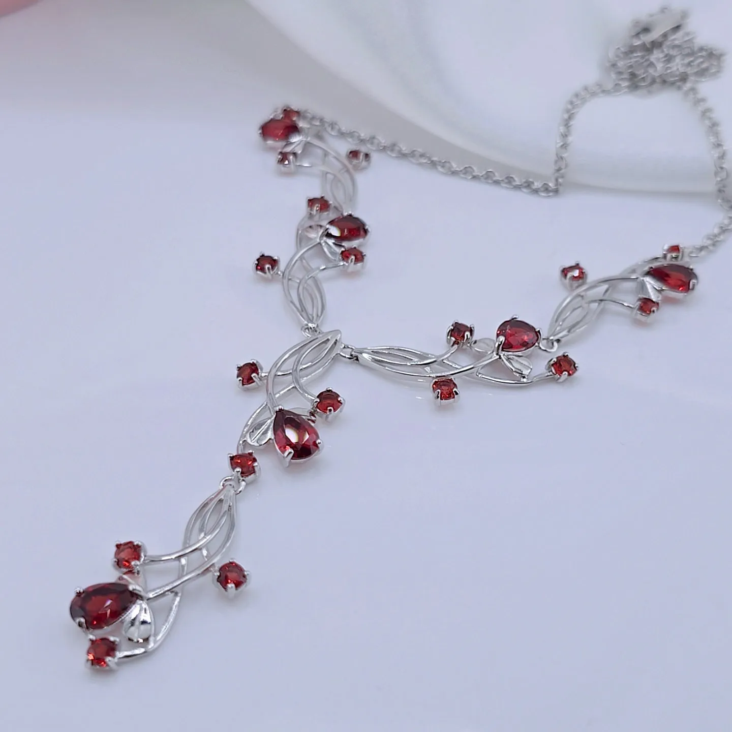 8.08ct Natural Red Garnet Bridal Necklace