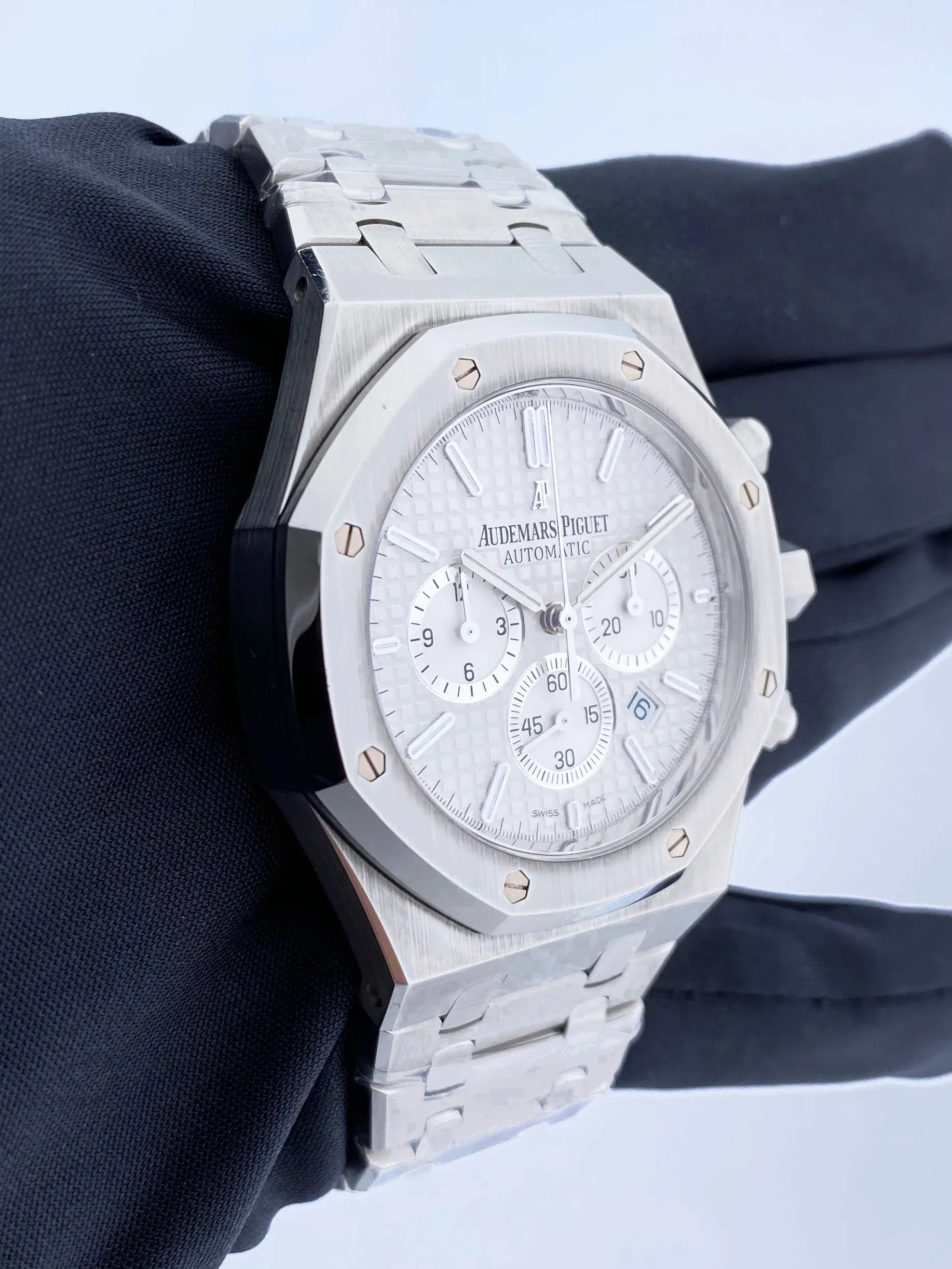 Audemars Piguet Royal Oak 26320ST Chronograph Mens Watch Box & Papers