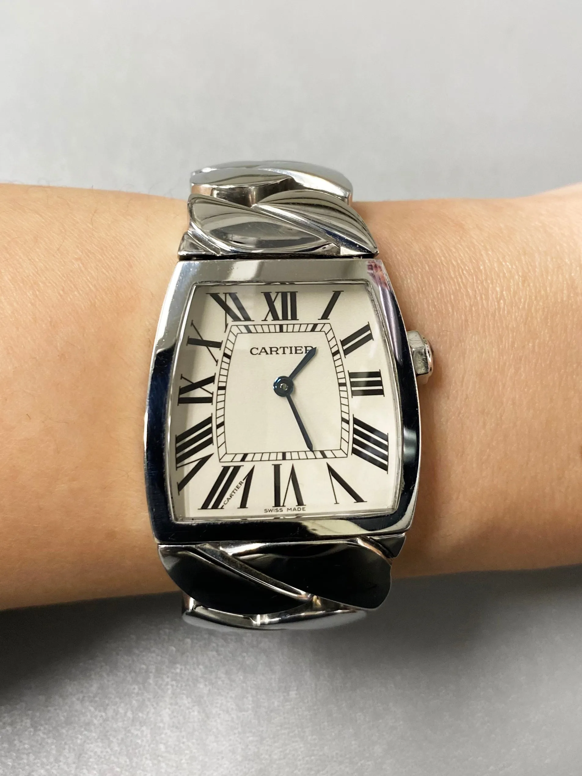 Cartier La Dona W6600221 Ladies Watch