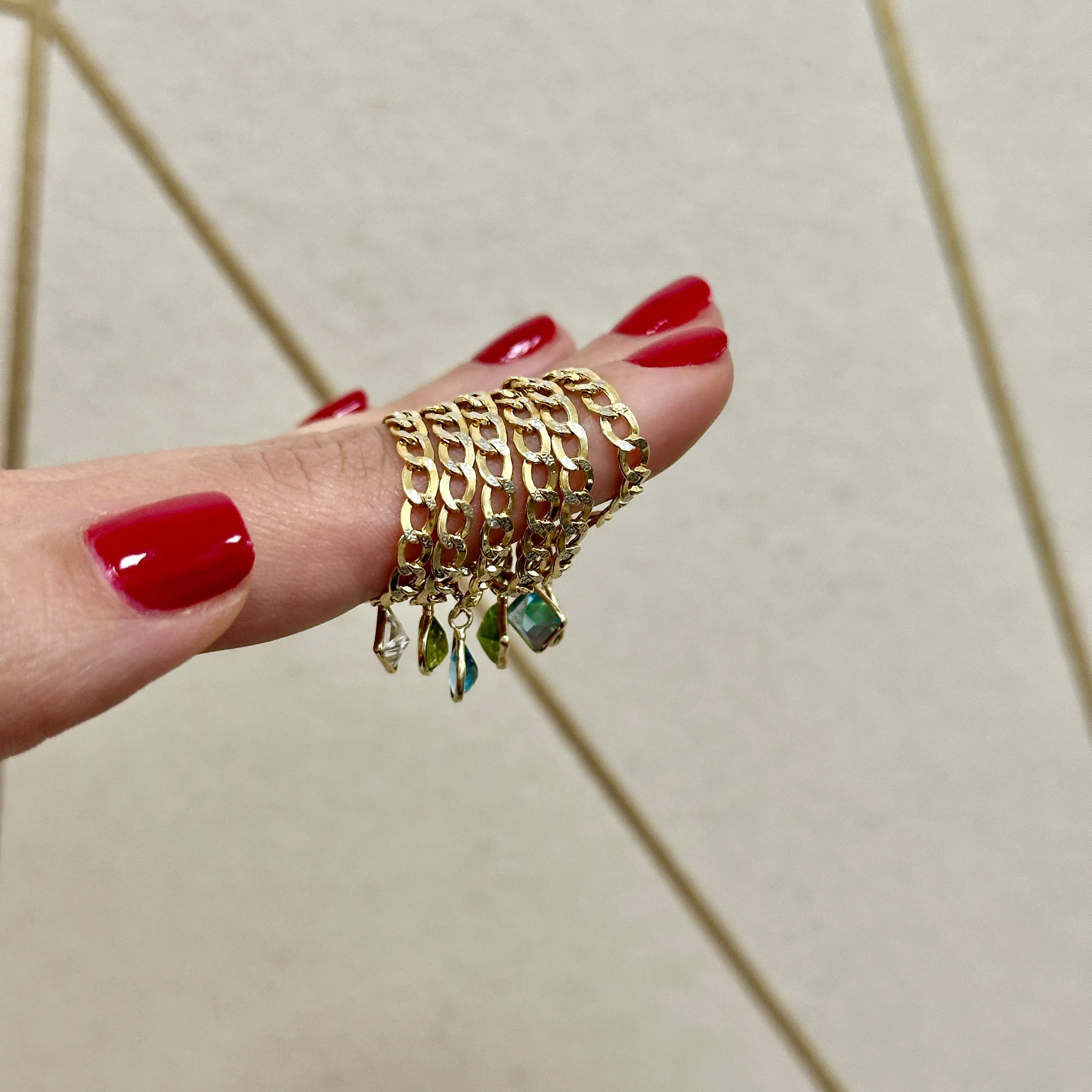 Drop Gemstone Cuban Chain Ring (Peridot)