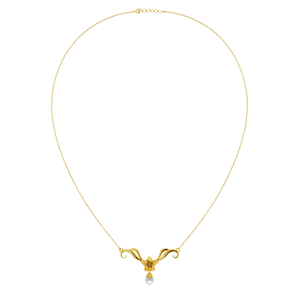 Hypnotic Gold And Diamond Floral Design Necklace